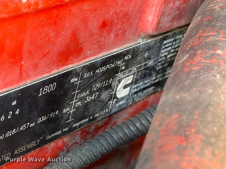image for item FG3049 2016 Freightliner Cascadia semi truck