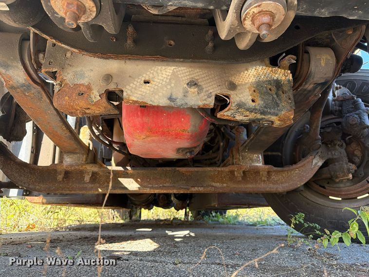 image for item FG3049 2016 Freightliner Cascadia semi truck