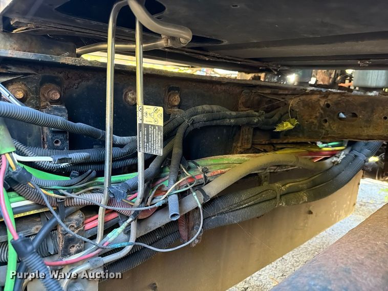 image for item FG3049 2016 Freightliner Cascadia semi truck