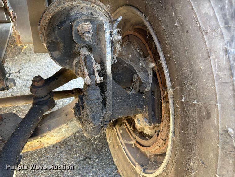 image for item FG3050 2016 Freightliner Cascadia semi truck