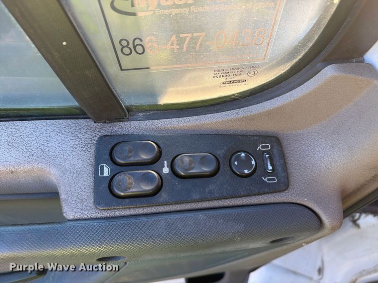 image for item FG3051 2016 Freightliner Cascadia semi truck