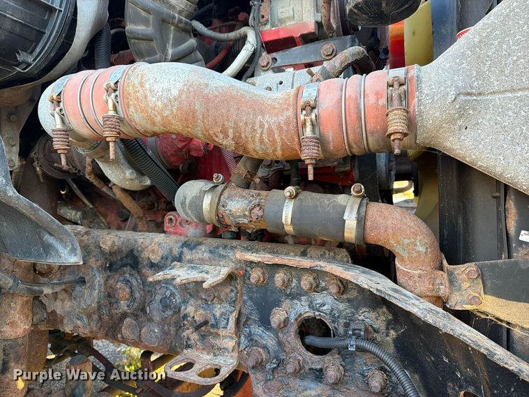image for item FG3051 2016 Freightliner Cascadia semi truck