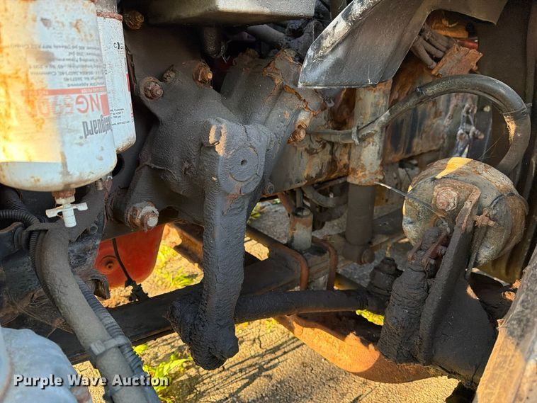 image for item FG3051 2016 Freightliner Cascadia semi truck