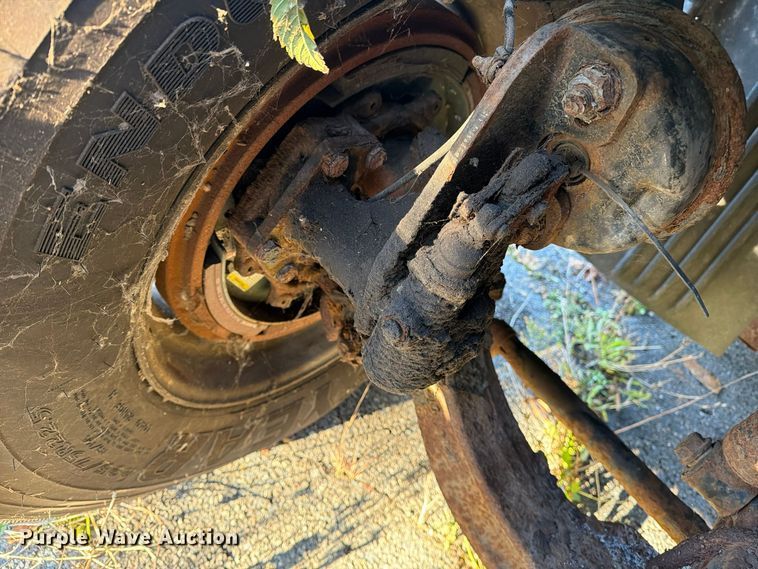 image for item FG3051 2016 Freightliner Cascadia semi truck