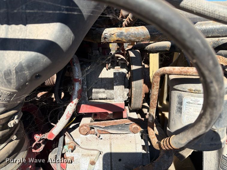 image for item FG3052 2016 Freightliner Cascadia semi truck