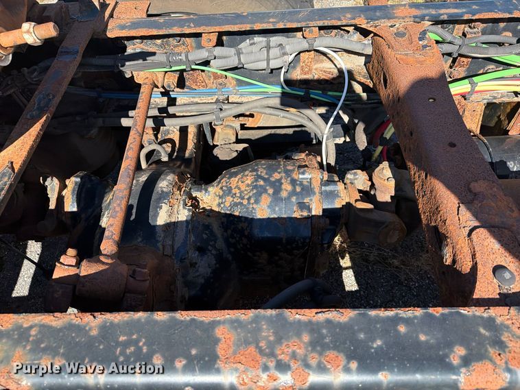 image for item FG3052 2016 Freightliner Cascadia semi truck