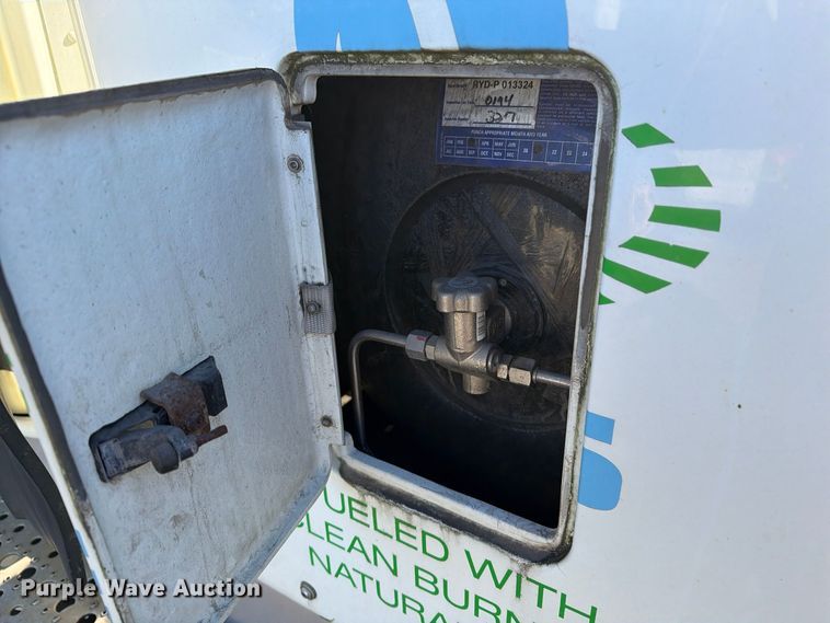 image for item FG3053 2016 Freightliner Cascadia semi truck