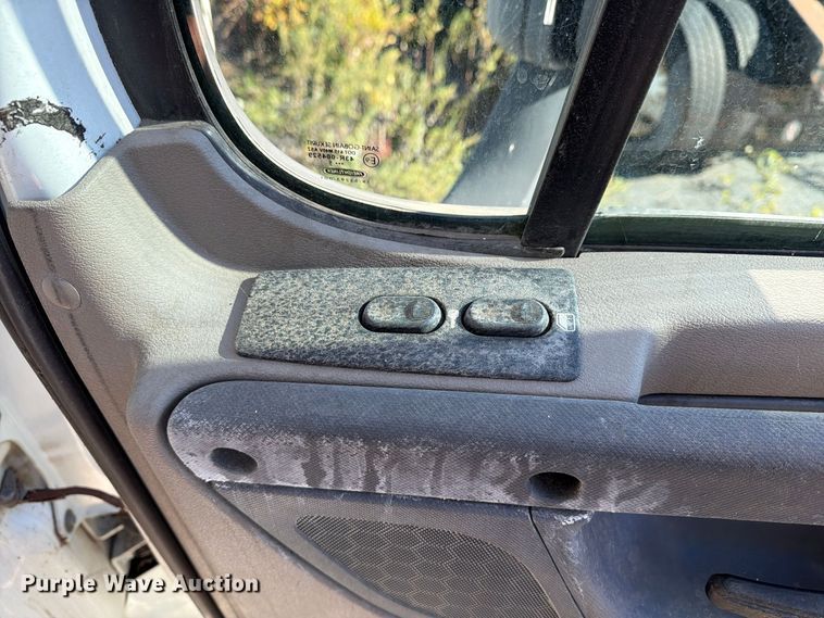 image for item FG3053 2016 Freightliner Cascadia semi truck