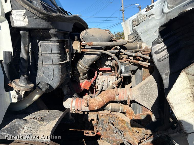 image for item FG3053 2016 Freightliner Cascadia semi truck