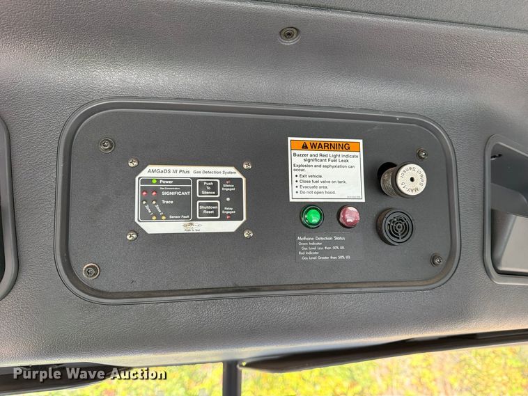 image for item FG3054 2016 Freightliner Cascadia semi truck