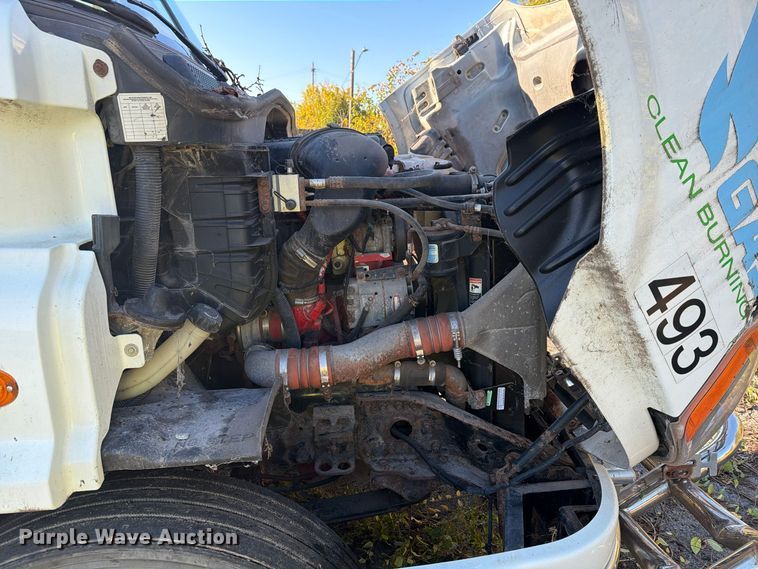 image for item FG3054 2016 Freightliner Cascadia semi truck