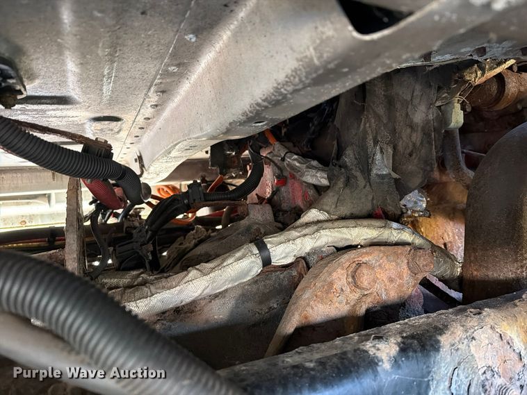 image for item FG3054 2016 Freightliner Cascadia semi truck