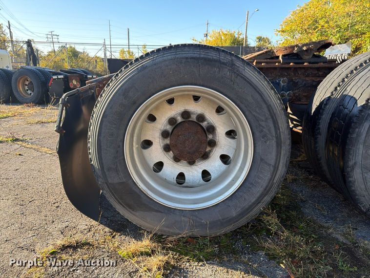 image for item FG3054 2016 Freightliner Cascadia semi truck