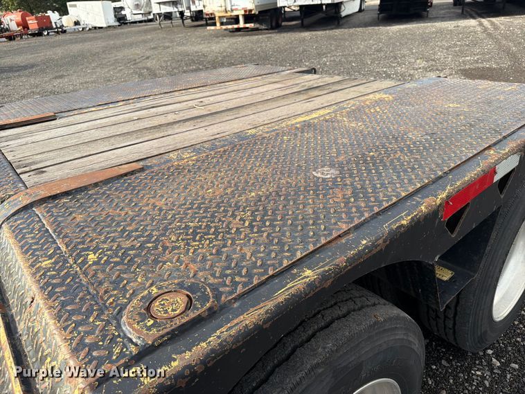 image for item FI0438 2012 BWS lowboy equipment trailer