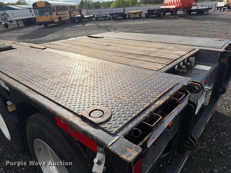 image for item FI0438 2012 BWS lowboy equipment trailer