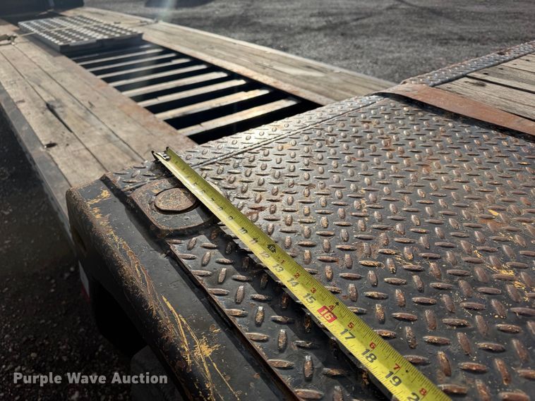 image for item FI0438 2012 BWS lowboy equipment trailer