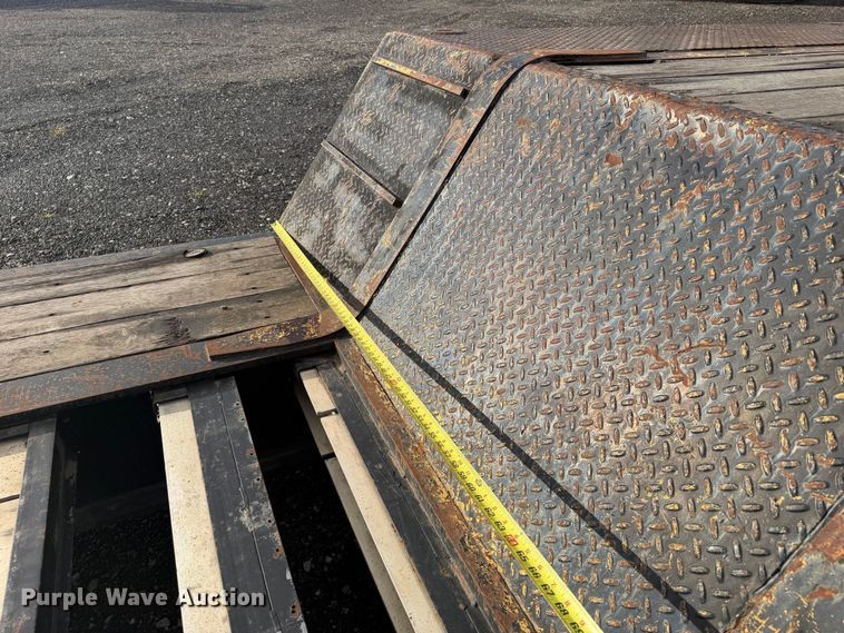 image for item FI0438 2012 BWS lowboy equipment trailer