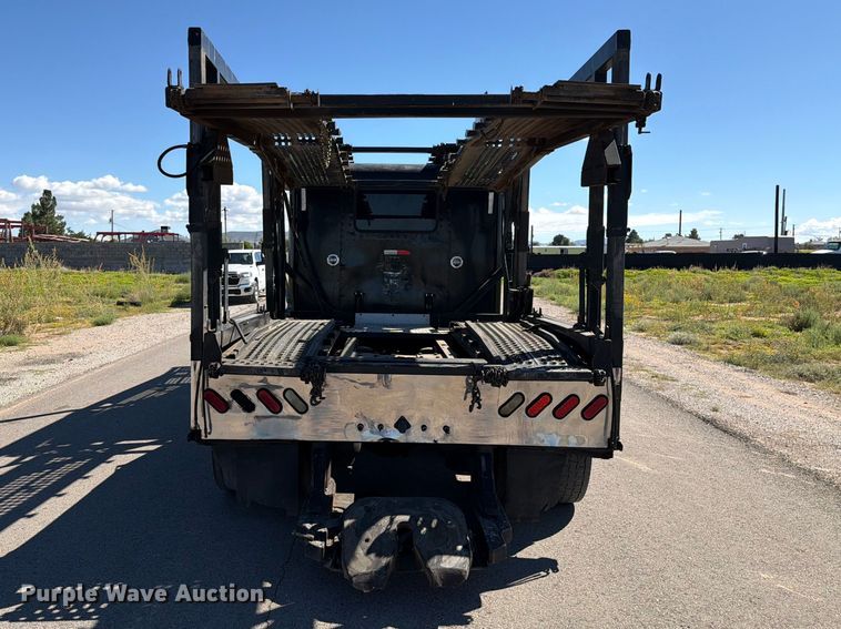 image for item FI2052 2003 Peterbilt 379 car carrier truck