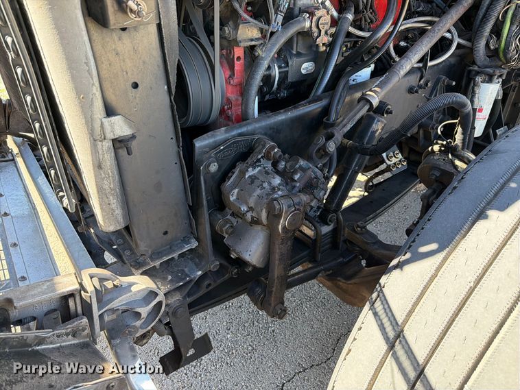 image for item FI2052 2003 Peterbilt 379 car carrier truck