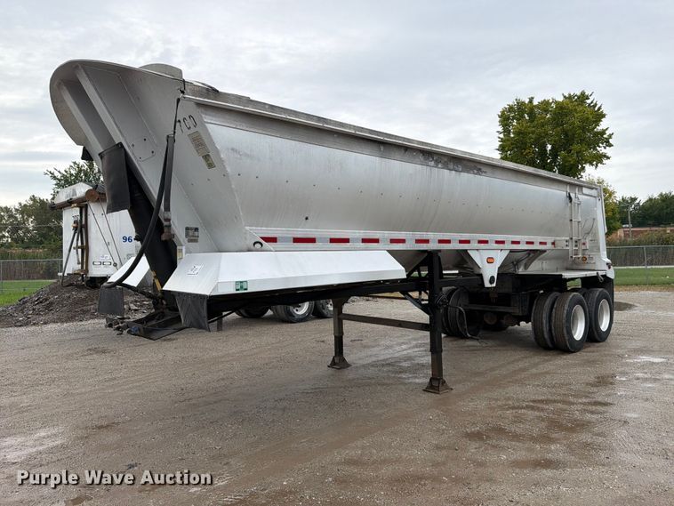 image for item FJ2024 2001 Everlite end dump trailer