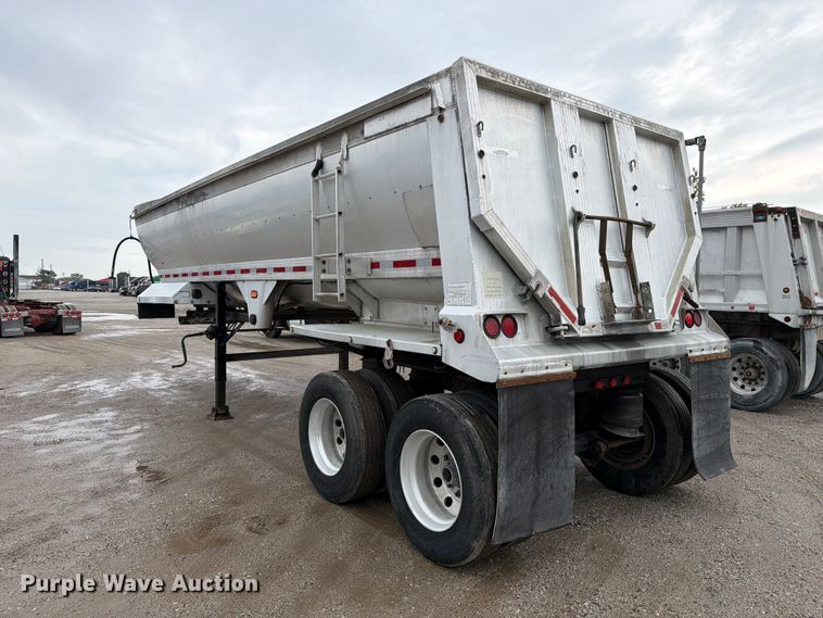 image for item FJ2024 2001 Everlite end dump trailer