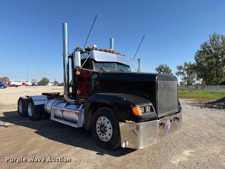 image for item FJ2025 1997 Freightliner FLD semi truck