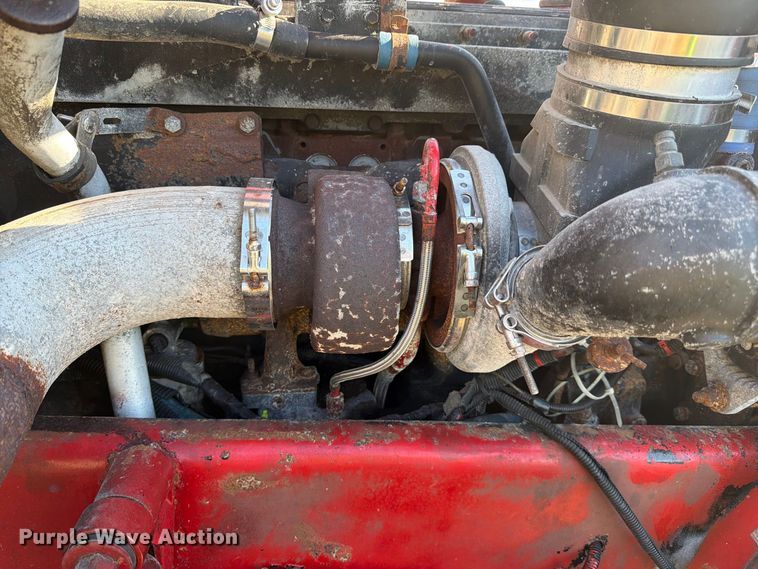 image for item FJ2025 1997 Freightliner FLD semi truck