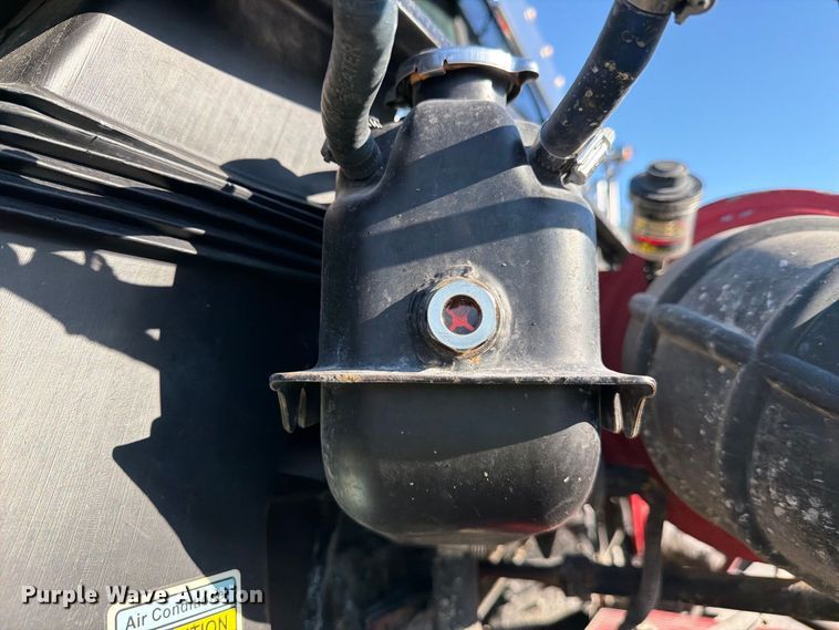 image for item FJ2025 1997 Freightliner FLD semi truck