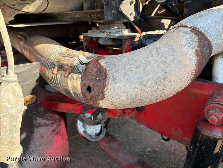 image for item FJ2025 1997 Freightliner FLD semi truck