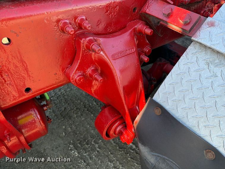 image for item FJ2025 1997 Freightliner FLD semi truck