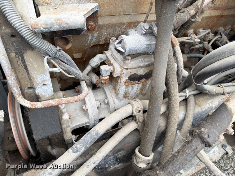 image for item FJ2026 2018 Peterbilt 579 semi truck