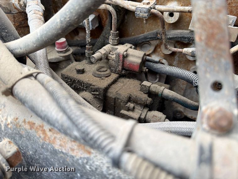 image for item FJ2026 2018 Peterbilt 579 semi truck