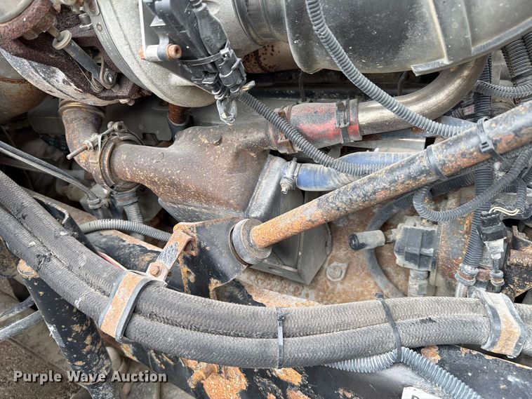 image for item FJ2027 2006 Mack CXN Vision semi truck