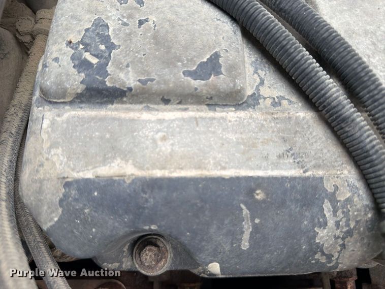 image for item FJ2027 2006 Mack CXN Vision semi truck