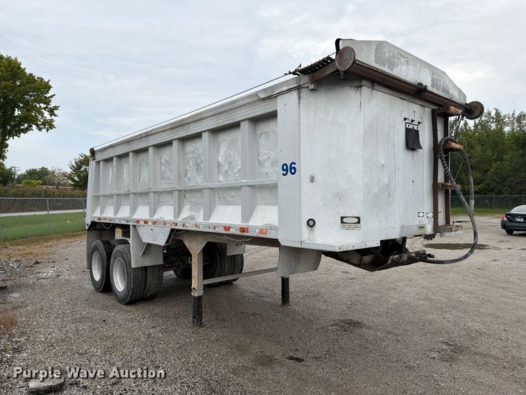 image for item FJ2028 1999 Galbreath end dump trailer