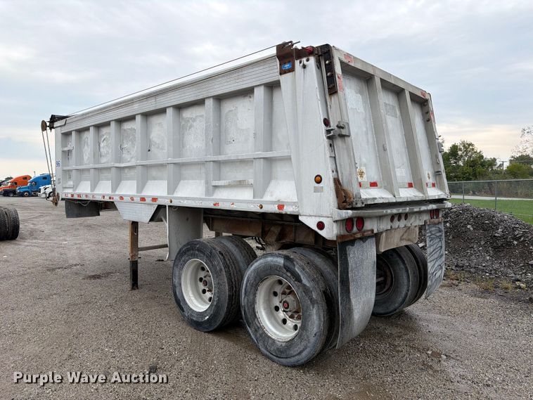 image for item FJ2028 1999 Galbreath end dump trailer