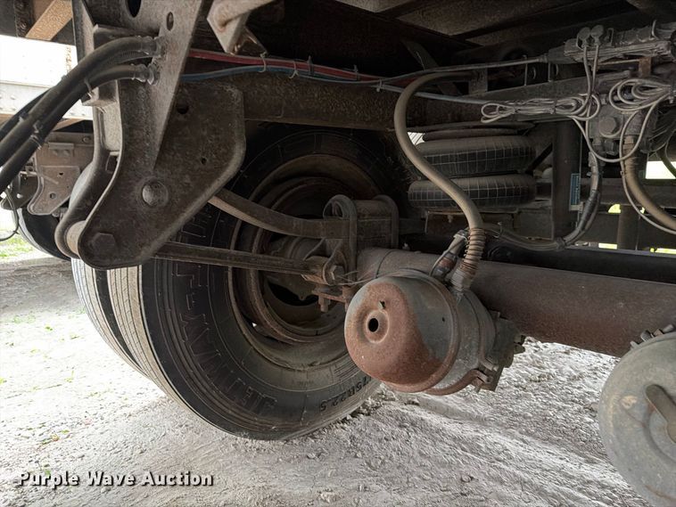 image for item FJ2038 2006 Trailmobile dry van trailer