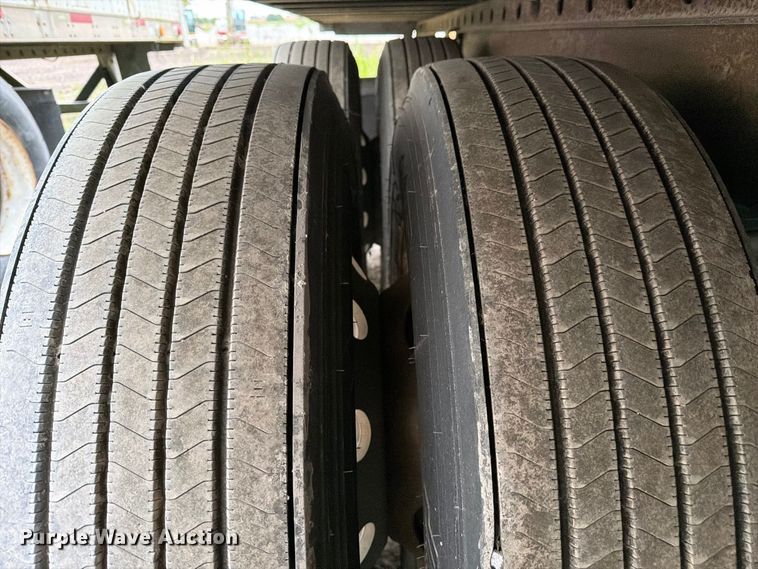 image for item FJ2038 2006 Trailmobile dry van trailer
