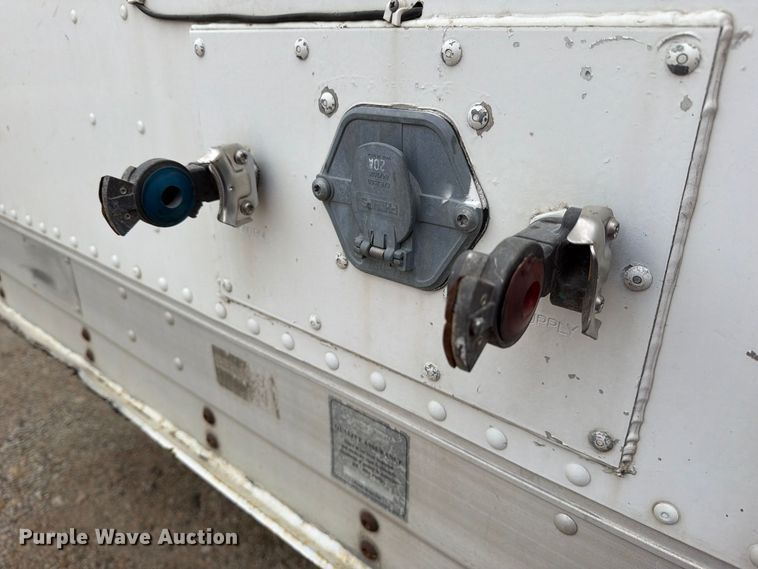 image for item FJ2040 2006 Trailmobile dry van trailer