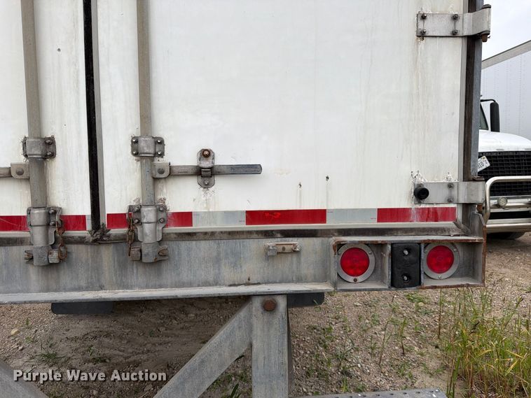 image for item FJ2040 2006 Trailmobile dry van trailer