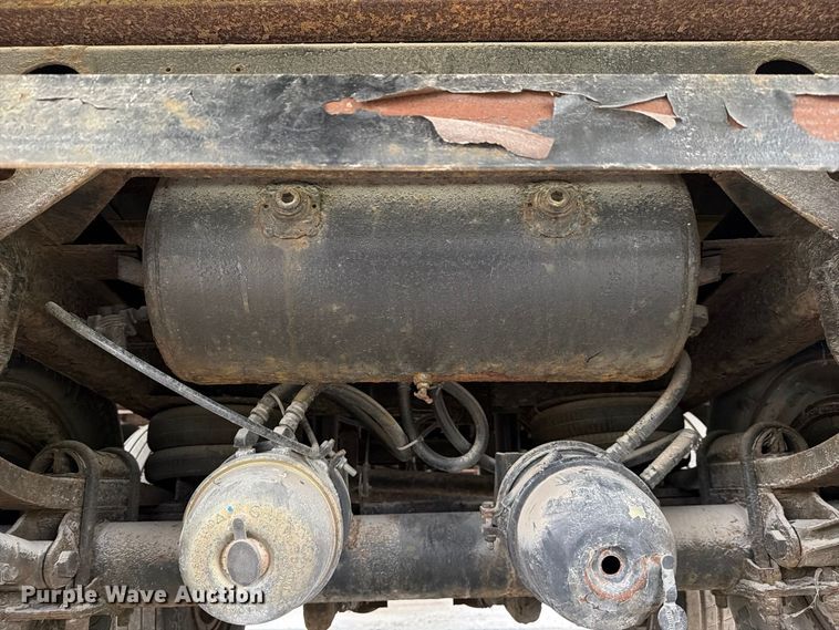 image for item FJ2040 2006 Trailmobile dry van trailer