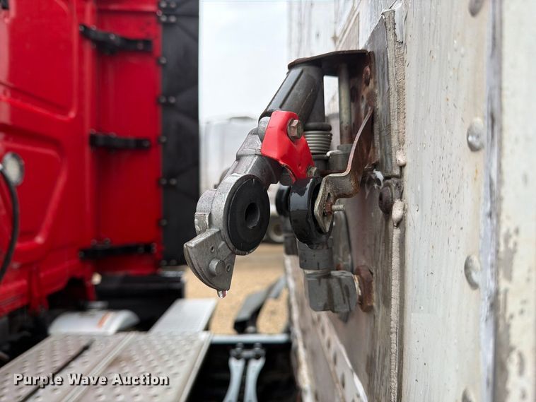 image for item FJ2041 2007 Trailmobile dry van trailer