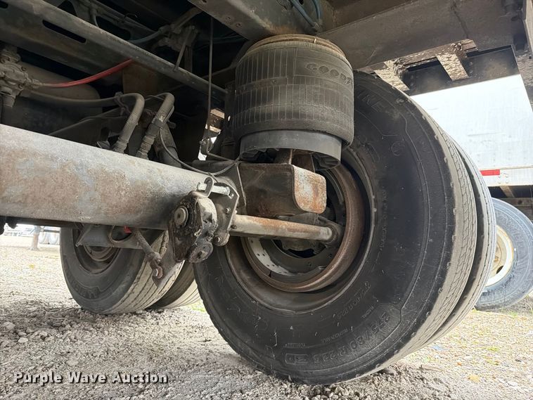 image for item FJ2041 2007 Trailmobile dry van trailer