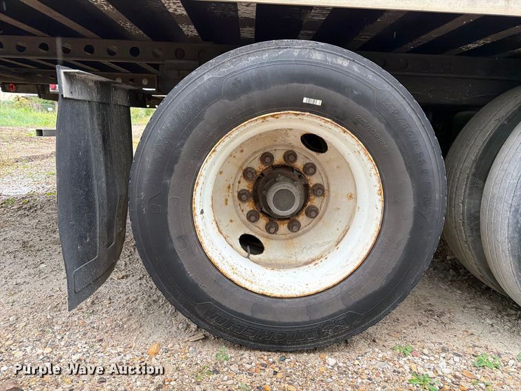 image for item FJ2041 2007 Trailmobile dry van trailer