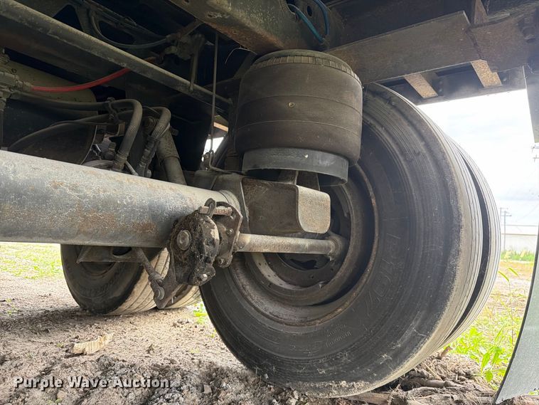 image for item FJ2043 2007 Trailmobile dry van trailer