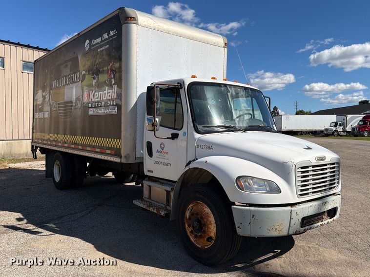 image for item FK2172 2003 Freightliner Business Class M2 box truck