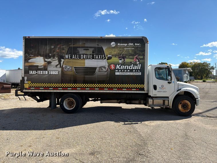 image for item FK2172 2003 Freightliner Business Class M2 box truck