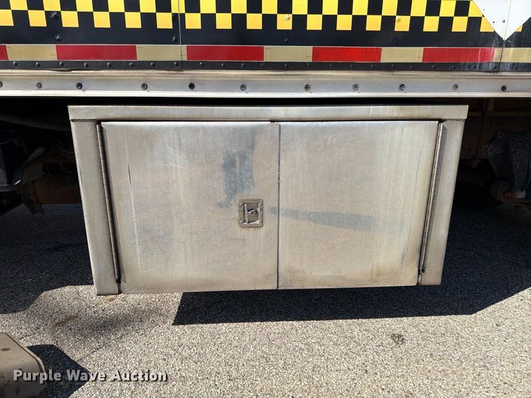 image for item FK2172 2003 Freightliner Business Class M2 box truck