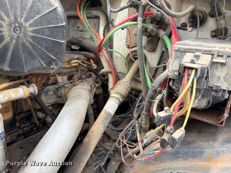 image for item FK3814 2000 Ford F750 flatbed truck