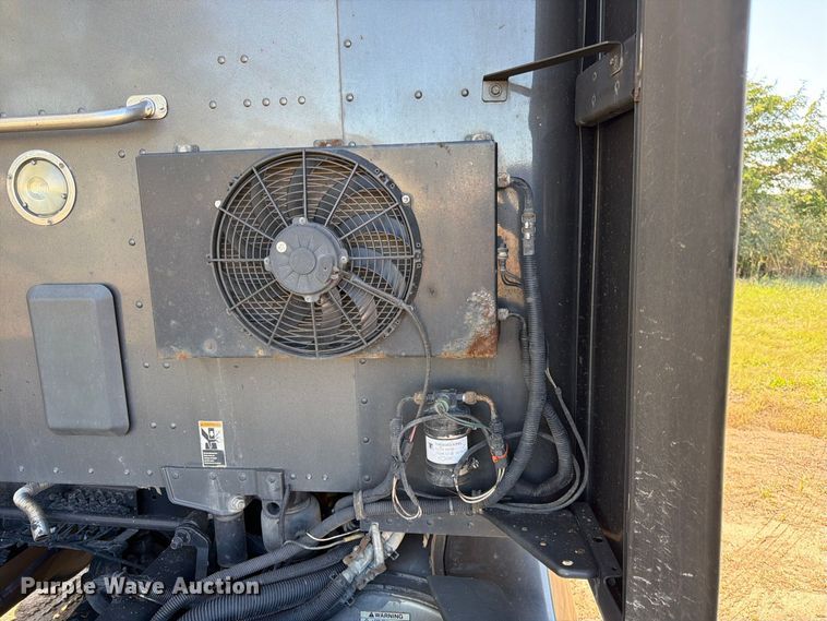 image for item FK3866 2018 Kenworth T680 semi truck